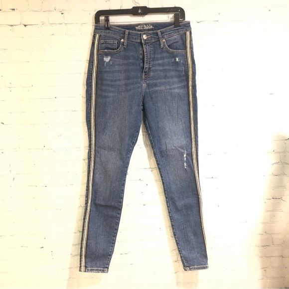 Wild Fable Target High Rise Skinny Medium Wash Minor Distressed Jeans Sz 10 Blue - Picture 2 of 6